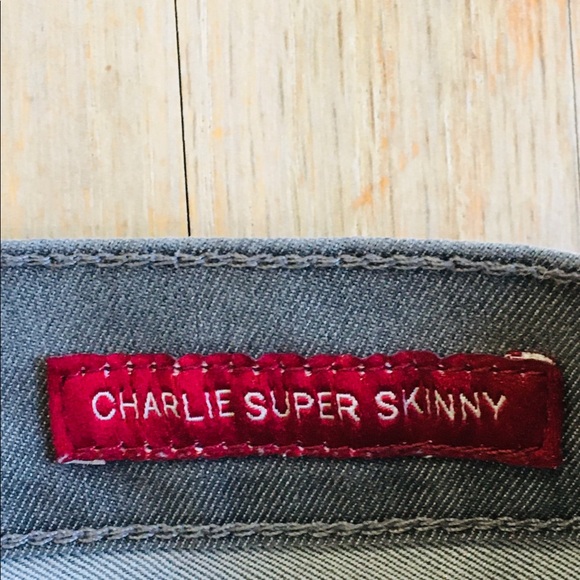 Lucky Brand grey skinny zipper jeans - Picture 7 of 8